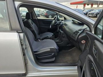 Citroen C4 I Hatchback 1.6 16V 110KM 2006 Citroen C4 1.6 Benzyna 109KM, zdjęcie 7