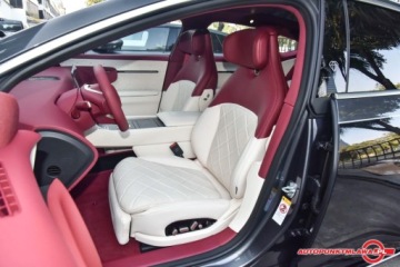  AVATR 12 Royal Theatre Edition Auto Punkt Elektryczny 547KM, zdjęcie 7