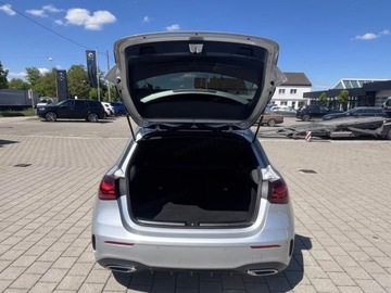 Mercedes Klasa A W177/V177 Hatchback Facelifting 1.3 200 163KM 2025 MERCEDES-BENZ A Klasa 200 AMG Line 1.3 (163KM) 2025, zdjęcie 4