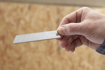 Набор лезвий STANLEY 18мм 10шт 2-11-718