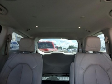 Chrysler Voyager V 2020 Chrysler Voyager 2020 r.,3,6 L LXI 3.6 Benzyna 287KM, zdjęcie 9