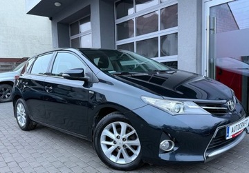 Toyota Auris II Hatchback 5d Dual VVT-i 100 99KM 2013 Toyota Auris Salon Polska, Serwis ASO, KameraCzujniki parkowania 1.3 99KM, zdjęcie 17