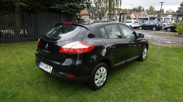 Renault Megane III Hatchback 1.6 16v 100KM 2011 Renault Megane z Niemiec. Gwarancja. Polecam !!!, zdjęcie 6