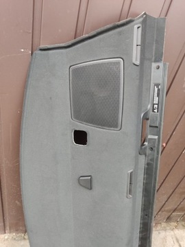 POLIČKA ZADNÍ BMW E90 LCI SEDAN