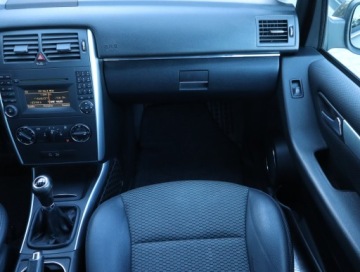 Mercedes Klasa B W245 180 CDI 109KM 2009 Mercedes B B 180 CDI , Salon Polska, Klima, zdjęcie 7
