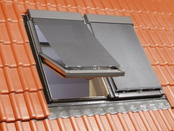 Маркизная штора FAKRO AMZ New Line 78x140 090 - группа II