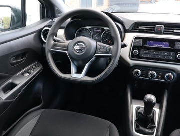 Nissan Micra V 1.0 73KM 2017 Nissan Micra 1.0, Klima, Tempomat, zdjęcie 6