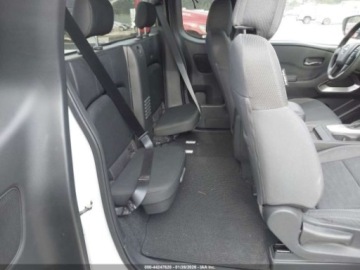 Nissan 2024 Nissan Frontier King Cab Sv 2024 3.8 Benzyna 310KM, zdjęcie 12