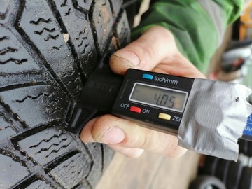 MERCEDES E TŘÍDA W210 KOLA ZIMNÍ 195/65 R15