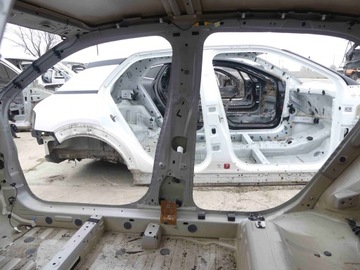 SLOUPEK PRÁH PRAVÝ PEUGEOT 301