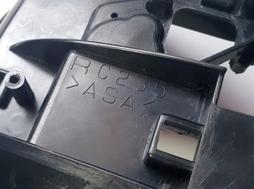 RÁMEČEK POUZDRO ZRCÁTKO PRAVÁ MAZDA CX7 06-12R ORIG.