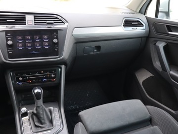 Volkswagen Tiguan II SUV Facelifting 2.0 TSI 190KM 2022 VW Tiguan 2.0 TSI, Salon Polska, 1. Właściciel, zdjęcie 7