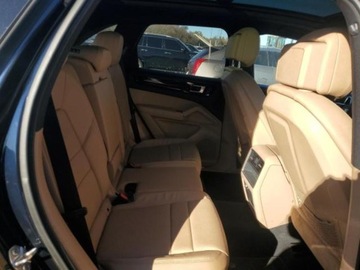 Porsche Cayenne III 2022 Porsche Cayenne 2022 PORSCHE CAYENNE silnik 3.0 L 3.0 Benzyna 335KM, zdjęcie 11