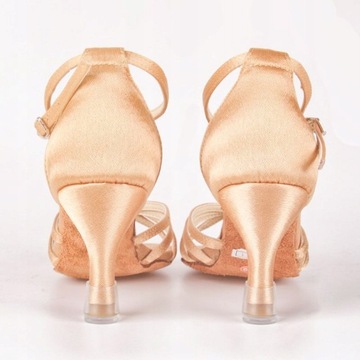 ЗАЩИТНЫЕ ЧЕХОЛЫ ДЛЯ ПЯТКОВ