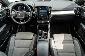 Volvo XC40 Crossover Facelifting 2.0 B4 197KM 2023 Volvo XC 40 B4 197KM FV23% Gwarancja, zdjęcie 18