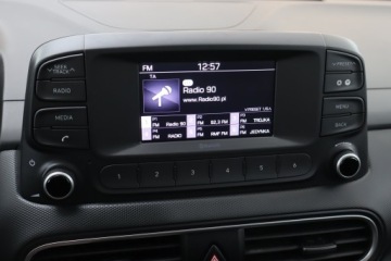 Hyundai Kona I Crossover 1.0 T-GDI 120KM 2018 Hyundai Kona 1.0 T-GDI, Salon Polska, zdjęcie 12