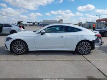 Mercedes CLE 2024 Mercedes-Benz CLE 300 4Matic 2024 2.0l 2.0 Benzyna 255KM, zdjęcie 2