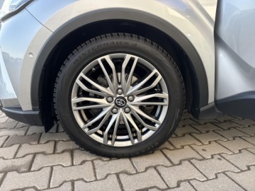 Toyota C-HR I Crossover Facelifting 1.8 Hybrid 122KM 2023 Toyota C-HR 1.8 Hybrid Executive 1.8 Hybrid Execut, zdjęcie 25