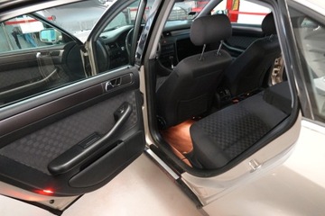 Audi A6 C5 Sedan 2.4 V6 165KM 1998 Audi A6 C5 2.4 V6 (165 KM) Automatic - świetnie utrzymane, zdjęcie 9