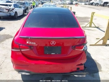 Mercedes Klasa A W177/V177 2019 Mercedes-Benz Klasa A Mercedes-Benz A-Class 220 2.0 Benzyna 188KM, zdjęcie 5