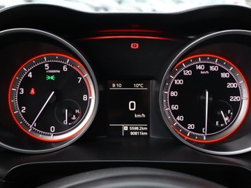 Suzuki Swift VI Hatchback Facelifting 1.2 DualJet SHVS 83KM 2021 Suzuki Swift 1.2, Salon Polska, VAT 23%, Klima, zdjęcie 10