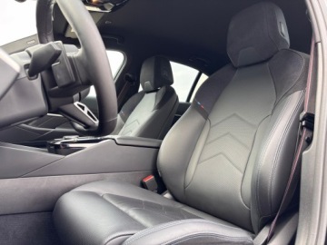 BMW Seria 5 G90-91 Touring 2.0 520d 197KM 2025 BMW 520 BMW 520 M Pakiet,M Pro,komfort,IconicGlow,, zdjęcie 10