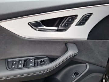 Audi Q8 SUV 3.0 45 TDI 231KM 2022 Audi Q8 Sline Exterieur, Sline Interieur, HD Matrix LED, Ambiente 3.0 231KM, zdjęcie 13