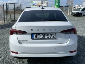 Skoda Octavia IV Liftback 2.0 TDI 150KM 2021 Škoda Octavia Skoda Octavia 2.0TDi 150KM 2021, zdjęcie 6