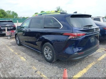 Toyota Sienna III 2021 Toyota Sienna XLE 2021 2.5l 2.5 Hybryda 189KM, zdjęcie 3