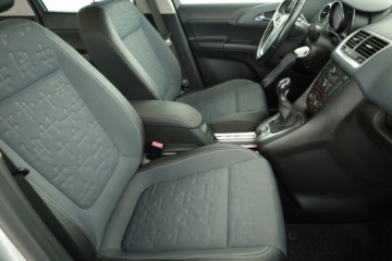 Opel Meriva II Mikrovan Facelifting 1.4 Turbo ECOTEC 120KM 2014 Opel Meriva 1.4 Turbo, Salon Polska, Skóra, Klima, zdjęcie 6