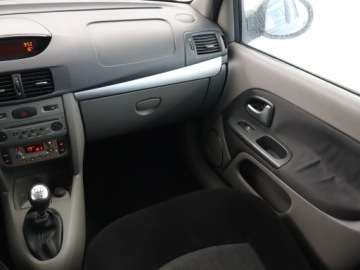 Renault Thalia II 1.6 16v 105KM 2011 Renault Thalia 1.6 16V, Salon Polska, Klima, zdjęcie 7