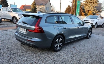 Volvo V60 II  Kombi 2.0 D3 150KM 2019 Volvo V60 NAVIGACJA, Grzane Fotele, Multifunkcja, Tempomat, Czujniki, Auto, zdjęcie 6
