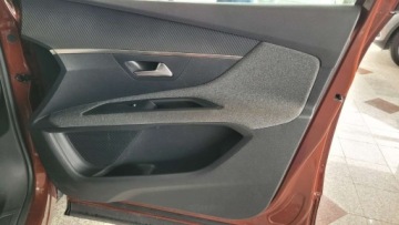 Peugeot 3008 II Crossover 1.6 BlueHDi 120KM 2017 Peugeot 3008 3008 Automat Bardzo ladny stan Serwisowany MOZLIWA ZAMIANA, zdjęcie 20
