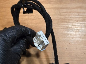 BMW 7 F01 VZPĚRA/TLAKOVAČ VZPĚRY/TLAKOVAČE KRYT KUFRU PRAVÝ LEVÝ ZADNÍ 7120099 7120098 +