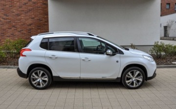 Peugeot 2008 I SUV 1.2 PureTech 110KM 2015 Peugeot 2008 2015 r. 107 tys. km Skory Bezwypadkowy 1.2 Benzyna 110KM, zdjęcie 4