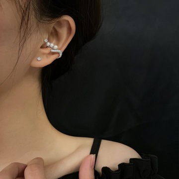 Srebrne koreańskie śliczne delikatne cyrkonie perł