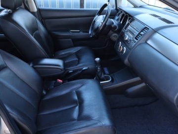 Nissan Tiida Hatchback 1.8 i 125KM 2008 Nissan Tiida 1.8 i, Klima, Klimatronic, Tempomat, zdjęcie 8