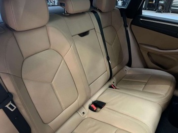 Porsche Macan SUV Facelifting II 2.0  265KM 2022 Porsche Macan 265KM 4x4Jet Black MetallicPDLSApple CarPlaySalonPLFaktura V, zdjęcie 23