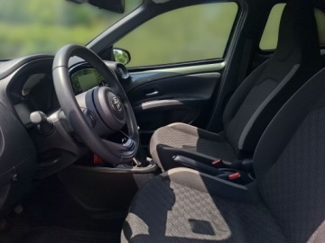 Toyota Aygo X 1.1 VVT-i 72KM 2023 Toyota Aygo X 1.0 VVTi Style 1.0 VVTi Style, zdjęcie 12