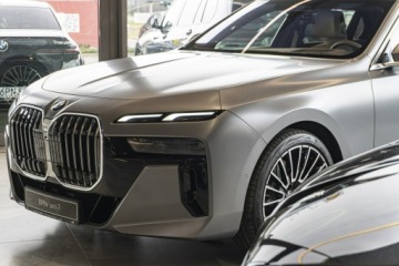 BMW Seria 7 G70 Sedan 3.0 40d 299KM 2026 BMW 740 xDrive Limuzyna, zdjęcie 4