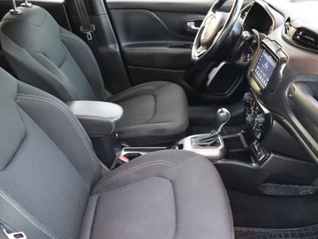 Jeep Renegade SUV Facelifting 1.3 GSE T4 Turbo 150KM 2019 Jeep Renegade 1.3 T-GDI, Salon Polska, Automat, zdjęcie 8