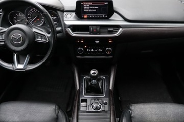 Mazda 6 III Sedan Facelifting 2016 2.0 SKYACTIV-G 165KM 2017 Mazda 6 2.0 Skyactiv-G, Salon Polska, Skóra, Navi, zdjęcie 11