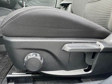 Ford Focus IV Hatchback 1.0 EcoBoost 125KM 2020 Ford Focus Benzyna 125KM, zdjęcie 16