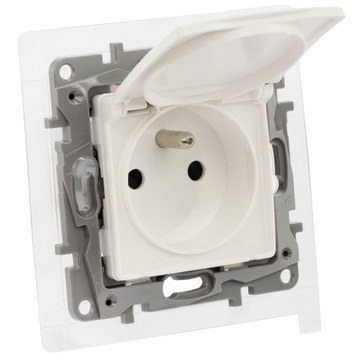 LEGRAND NILOE Одинарная розетка IP44, белый 764537