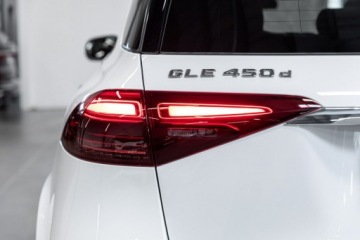 Mercedes GLE V167 SUV Facelifting 3.0 450d 367KM 2025 Mercedes GLE 450 d. Premium Plus, AMG. FV 23%., zdjęcie 15