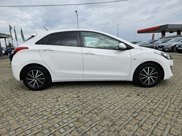 Hyundai i30 II Hatchback 3d 1.4 100KM 2014 Hyundai i30 1,4 benzyna 100KM FIFA World Cup Editi, zdjęcie 18