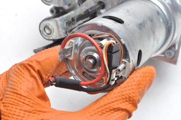 НАСОС НА КРЫШЕ VOLVO C70 II 09466628