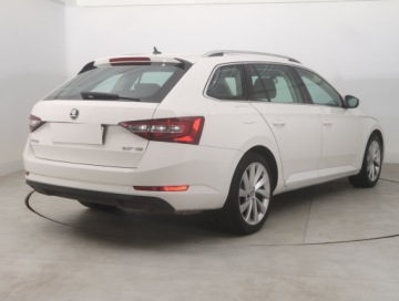 Skoda Superb III Kombi 2.0 TSI 220KM 2017 Skoda Superb 2.0 TSI, Salon Polska, Automat, zdjęcie 4