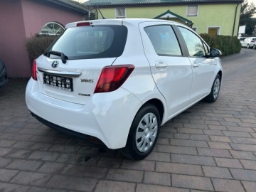 Toyota Yaris III Hatchback 5d Facelifting Hybrid 100KM 2016 Toyota Yaris hybrid-2-osobowy-Homol. ciężarowy-Automatic, zdjęcie 5