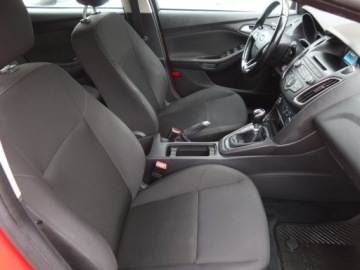 Ford Focus III Kombi Facelifting 1.5 TDCi 95KM 2017 Ford Focus 1.5 TDCi, Salon Polska, Serwis ASO, zdjęcie 8